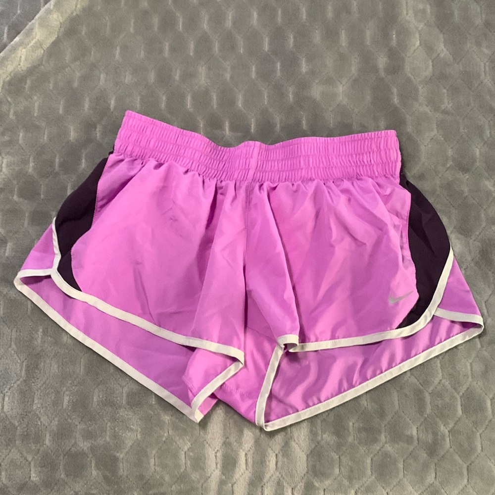 Women’s Nike Dri fit running shorts XL